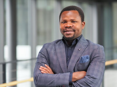 Foto Oluwaseyi Oluwabi